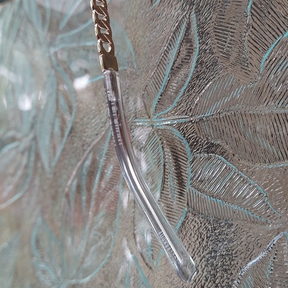 NWT Foster Grand sunglasses. - Picture 4 of 5